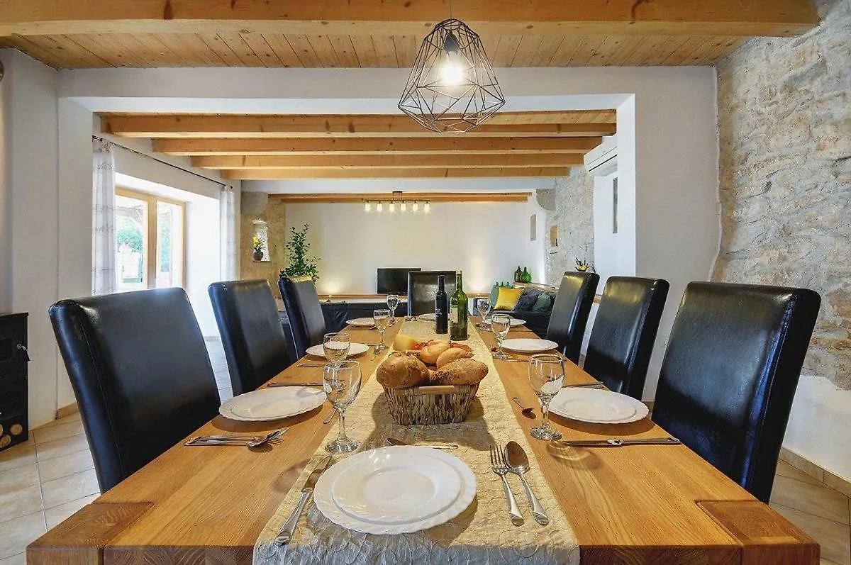 بيت للعطل Villa Katarina Žminj